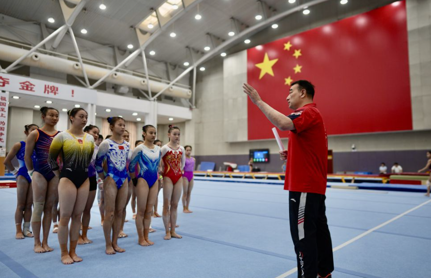 与朋友一起分享ag九游会在线娱乐的欢乐